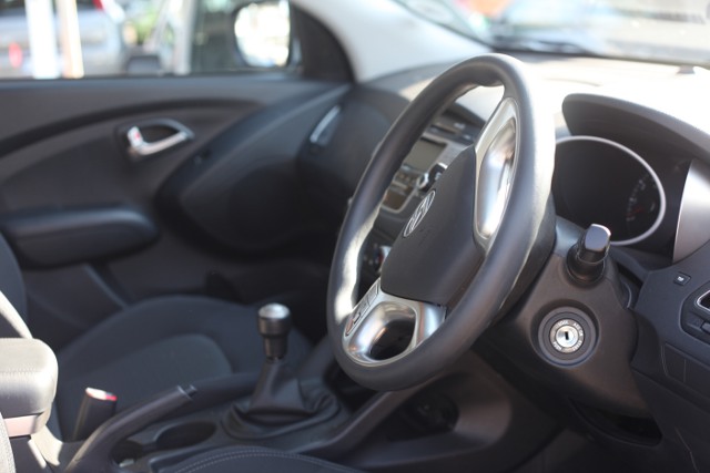 Hyundai Ix35 steering wheel